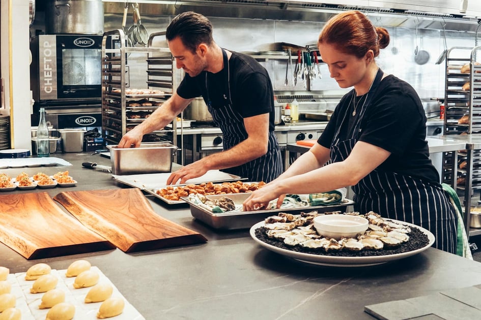 employee preparing food